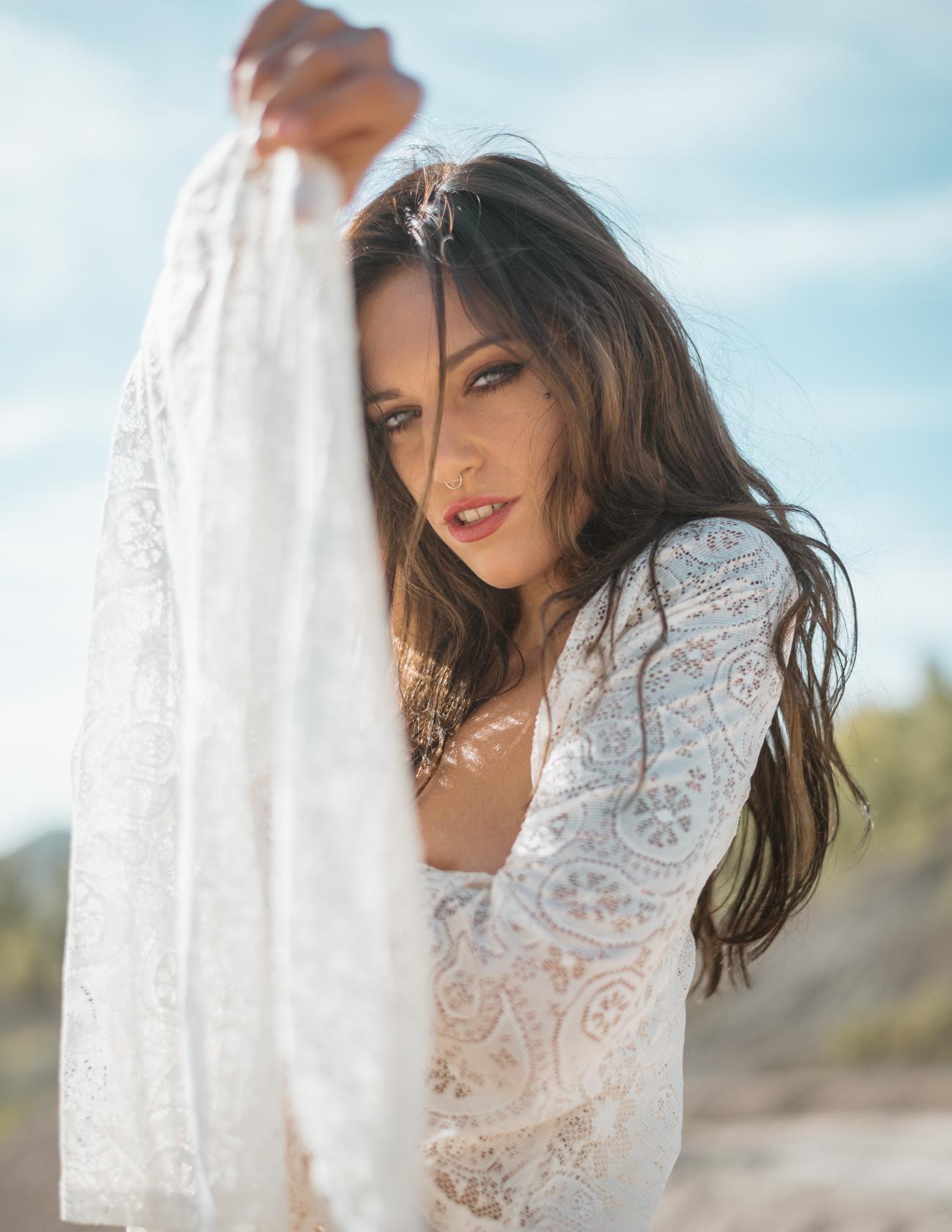 Alexiss_Night Live Image