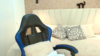 AliceSmiith_ Live Image