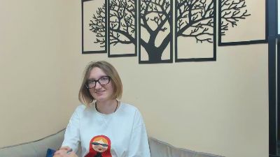 AnnettaGrotz Live Image
