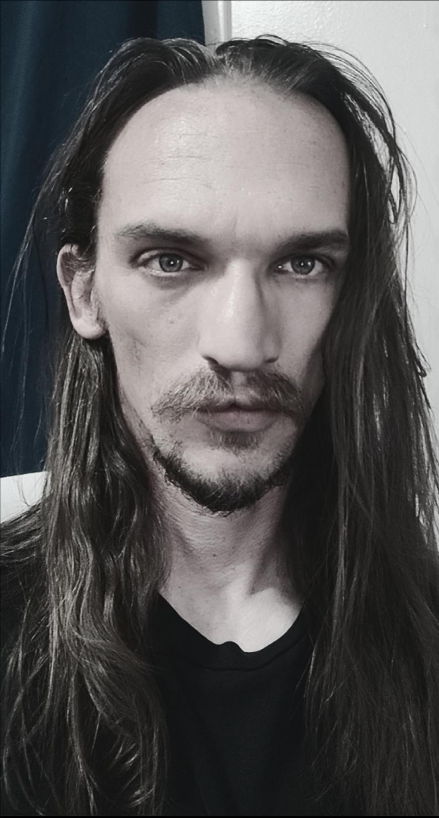 HalfElfBard Live Image