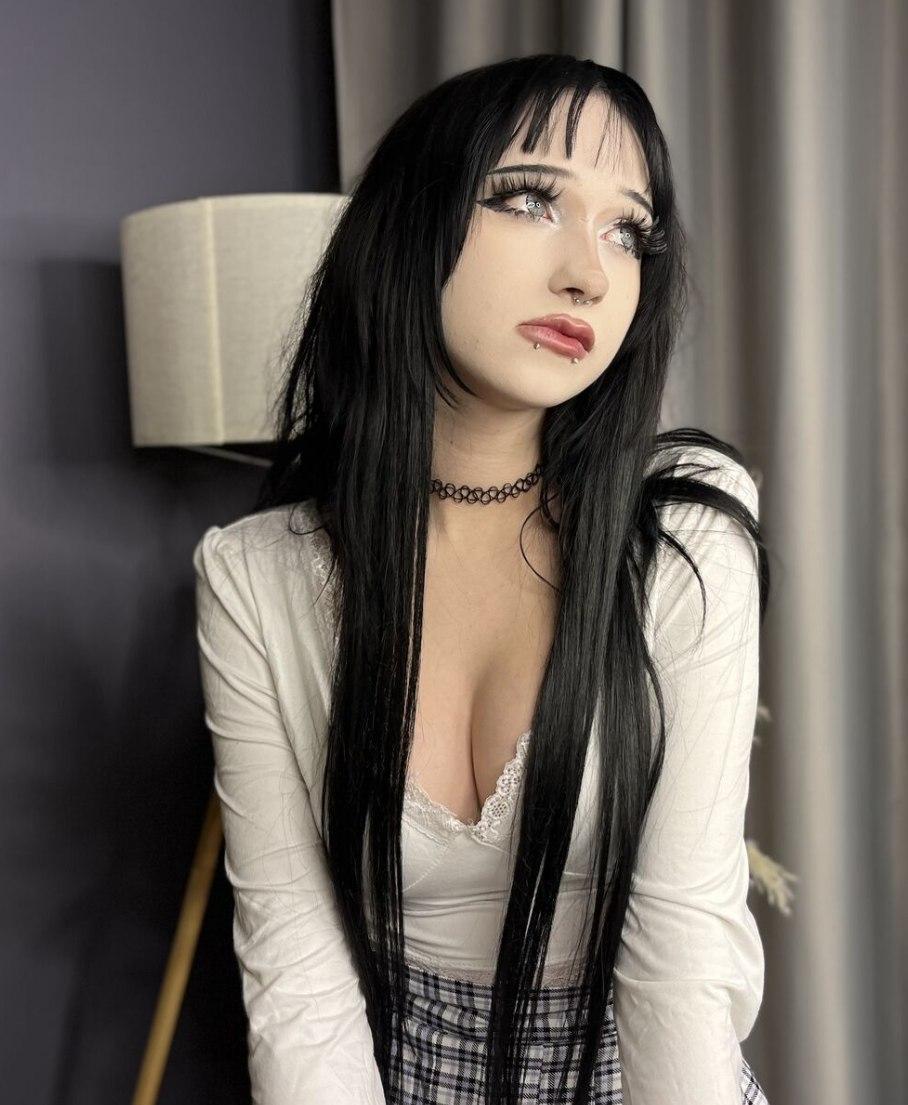 LoraDownton