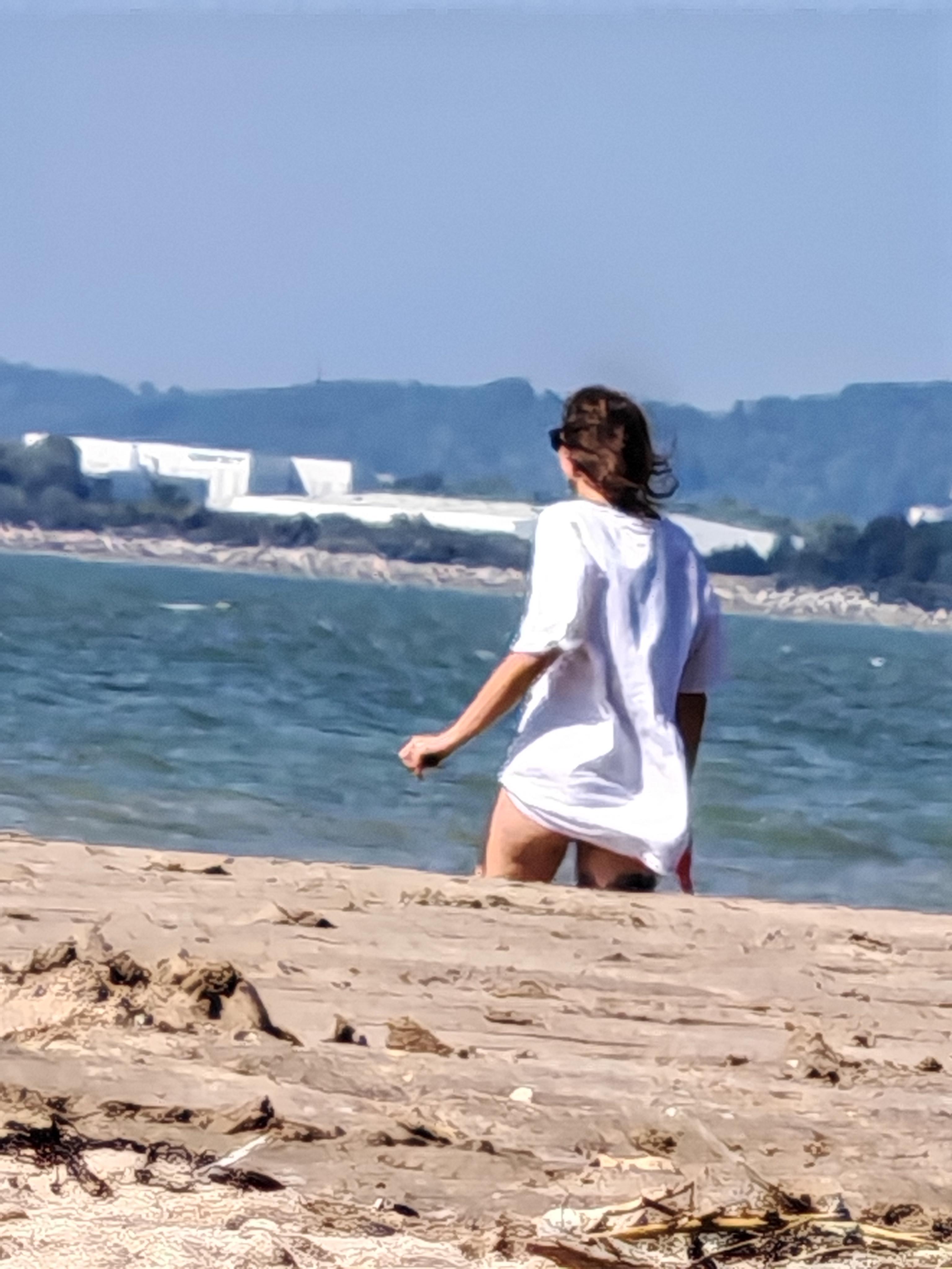 Loulou_27 Live Image