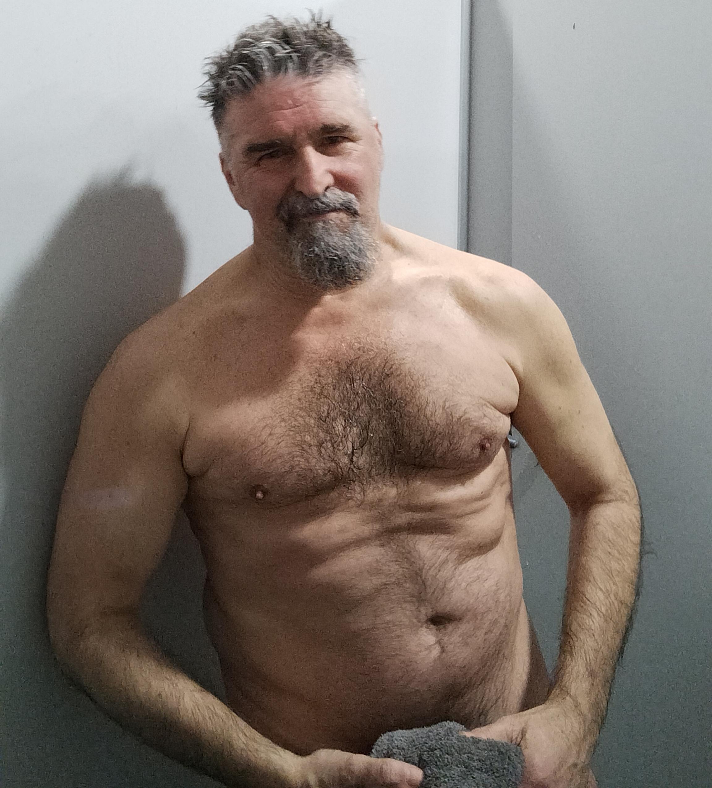 Machobearhot