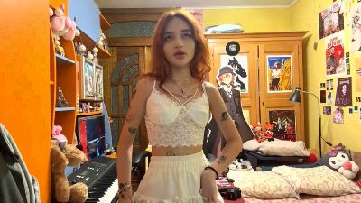 RED_RED_HEART Live Image