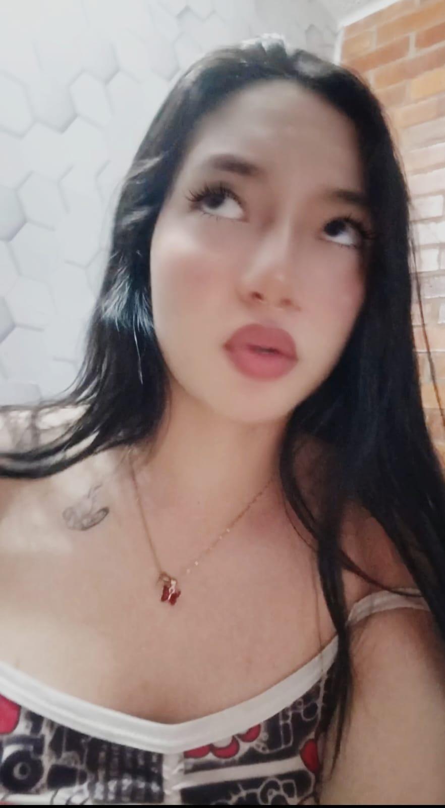 SexyHarper Live Image