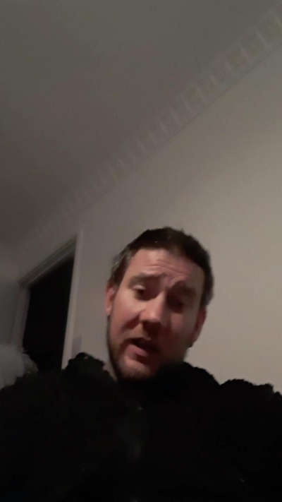 Suckmegood43 Live Image