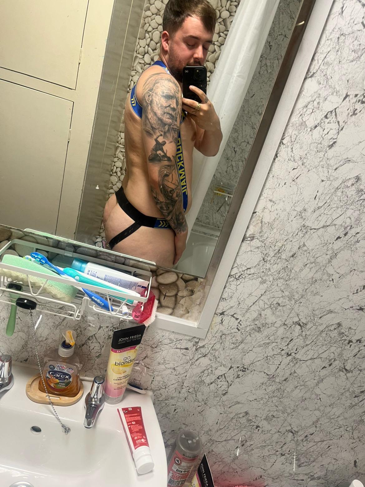 ThroatGoat28 Live Image