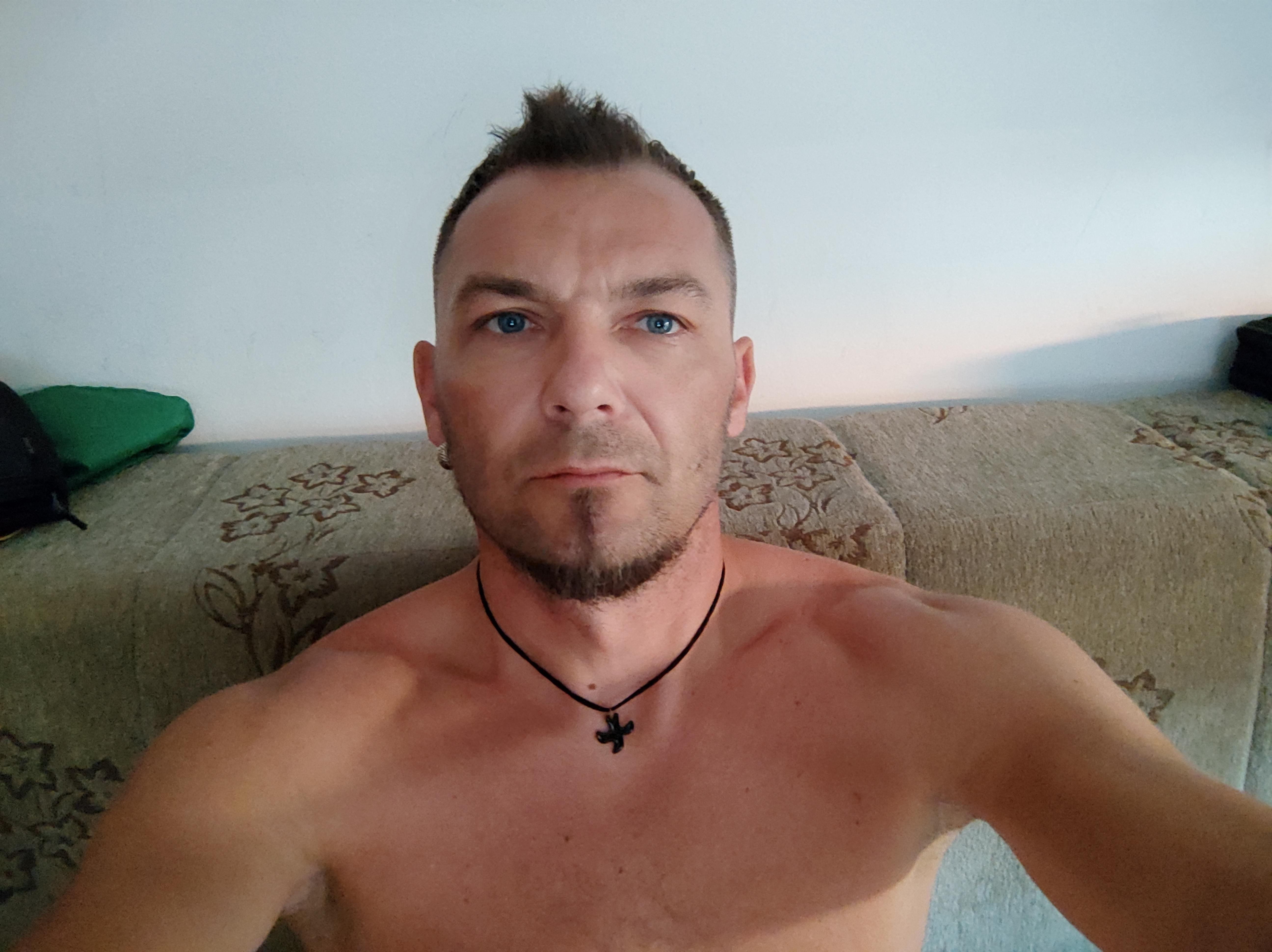 boldrik2 Live Image