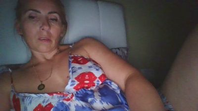 lovesiara1 Live Image