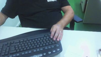me__slave Live Image