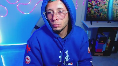 sebastian_horny Live Image
