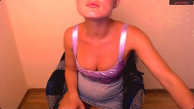 AlexisCrystal_ live from United States