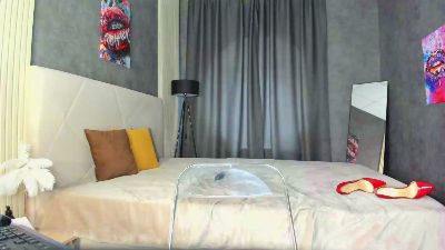Beatrice_Brise live from United States