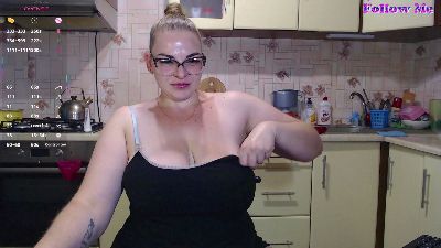 CarolinaDiamond live from Ukraine