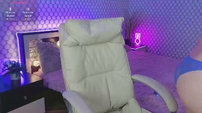 EmmySkyy live from Ukraine