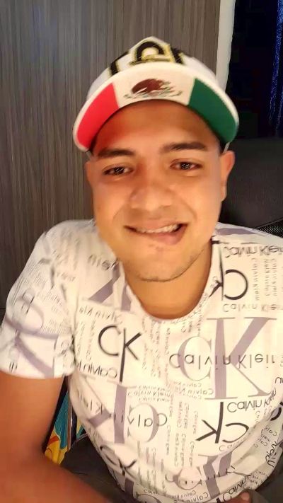 Estudioj live from Colombia