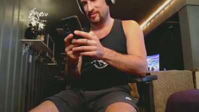 H_Daddy live from United States