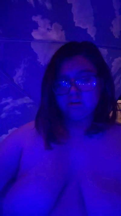 Haylee619 live from Canada