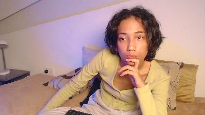 Hotlittlekitty1 live from Colombia