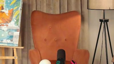 JessiaHiraki live from Poland