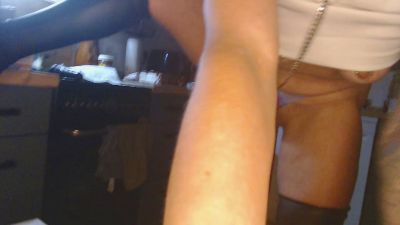 Juicy_lucy_226 live from Germany