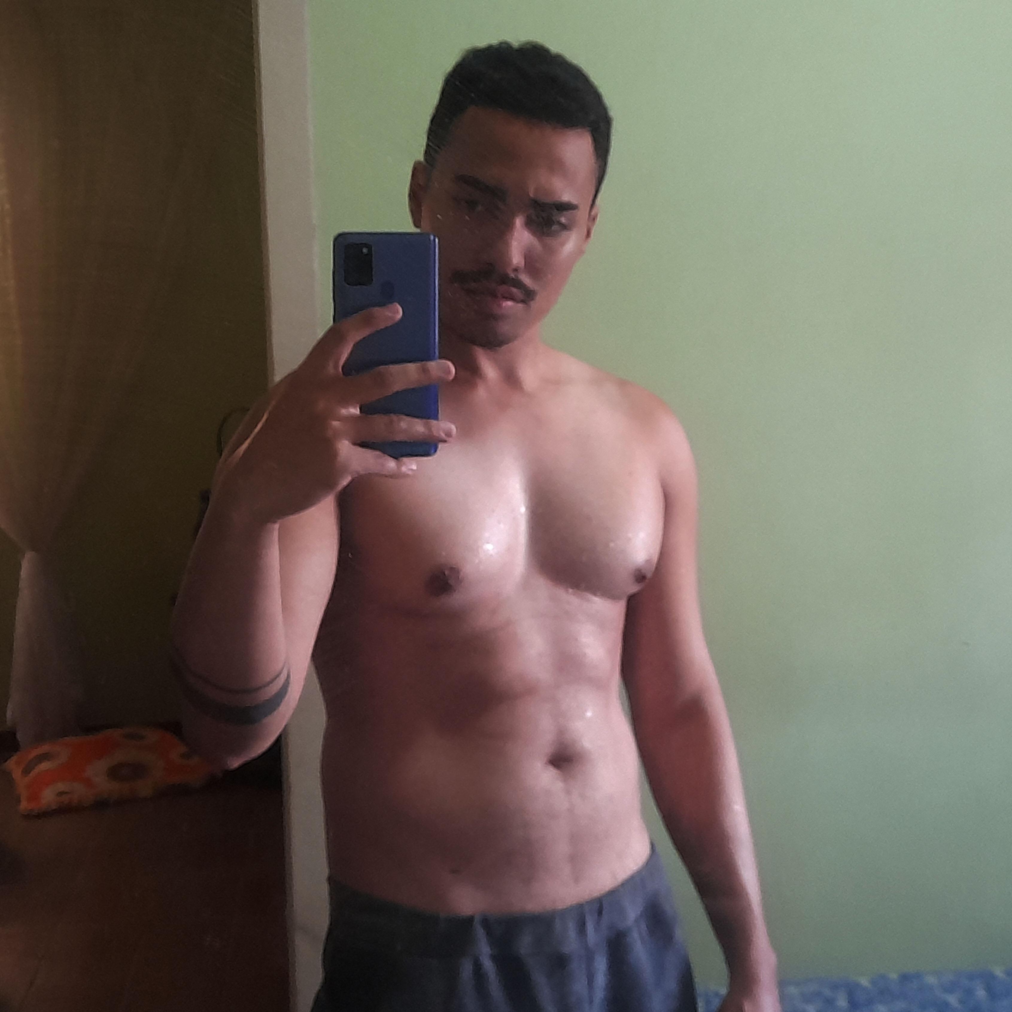Lucasrodrigorj live from Brazil