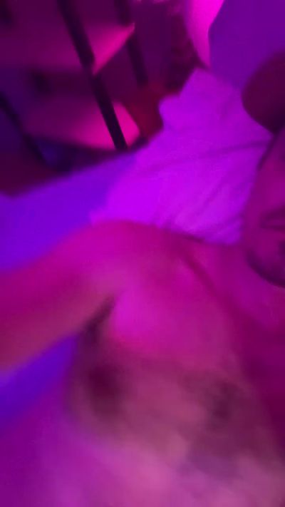 Lukaslasting live from United States