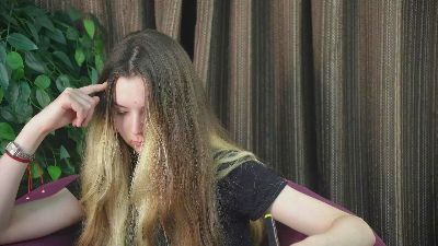 MaryleeElmblad live from France