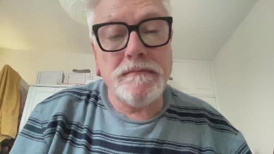 Misterblusky01 live from United Kingdom