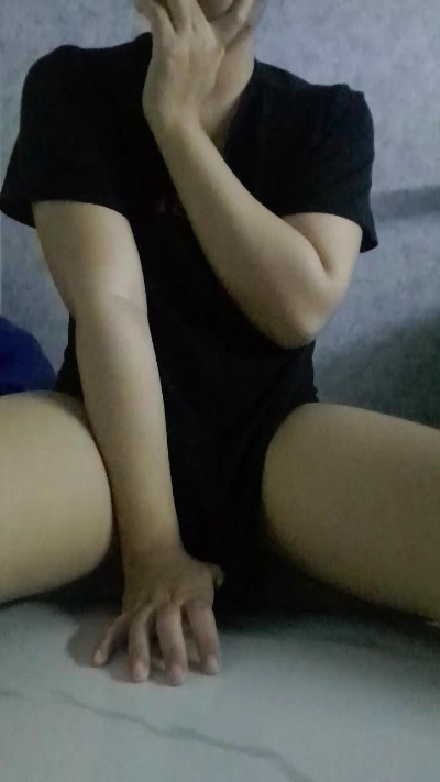 NaNey29 live from Vietnam