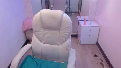 Nicolee_01 live from Colombia
