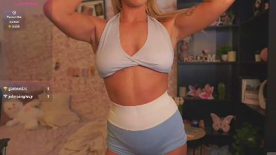 Nicolette__Shea live from Ukraine