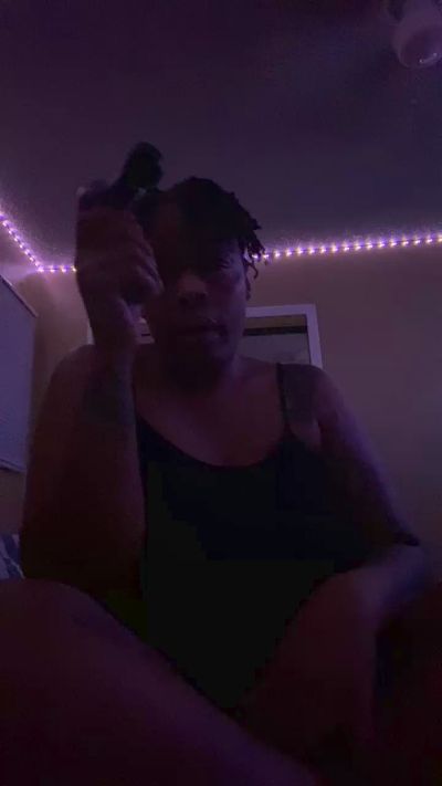 Peanutbutter80 live from United States