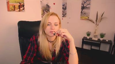 PeppyMia live from Poland