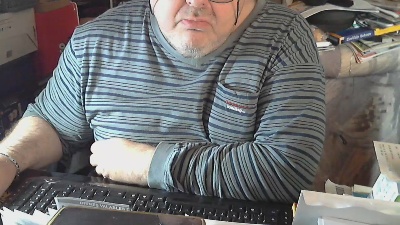 Ptitzizi70 live from Belgium