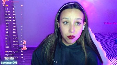 Skarlet_Adams live from Colombia
