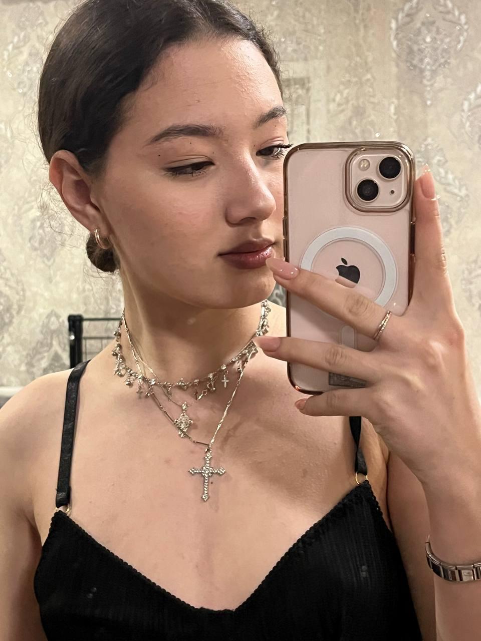 SuzannLertora live from Japan