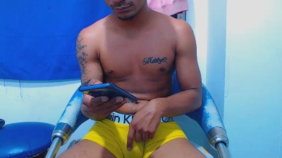 Theniga live from Colombia