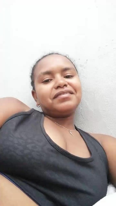 Vania2000 live from Madagascar