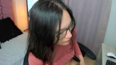 Wandaa_sg live from Colombia