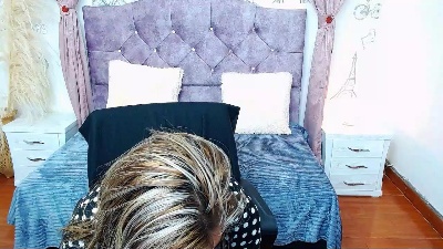 Xiomara_torres live from Colombia