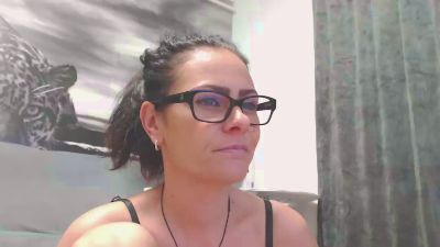alishaboobs live from Malta