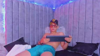axel_bigcock22 live from Colombia