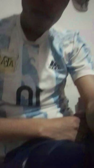 bastantefach1 live from Argentina