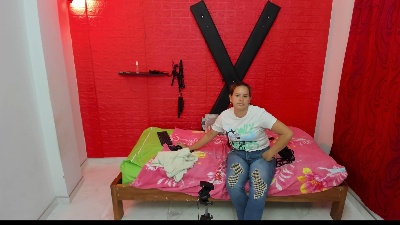 bdsmforever18 live from Colombia