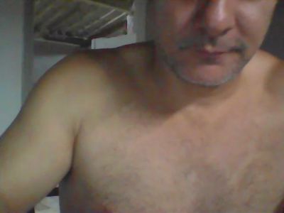 homemtravesso live from Brazil