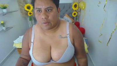 hotlesby4uxxx live from Colombia