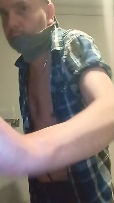 jax36994 live from Canada