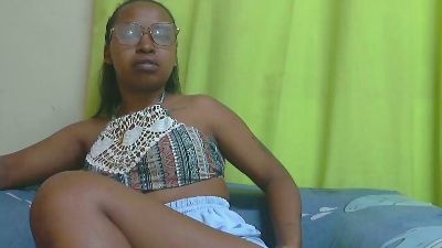 kimberlyysexy live from Madagascar