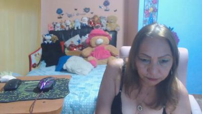 milfeddy_ live from Colombia